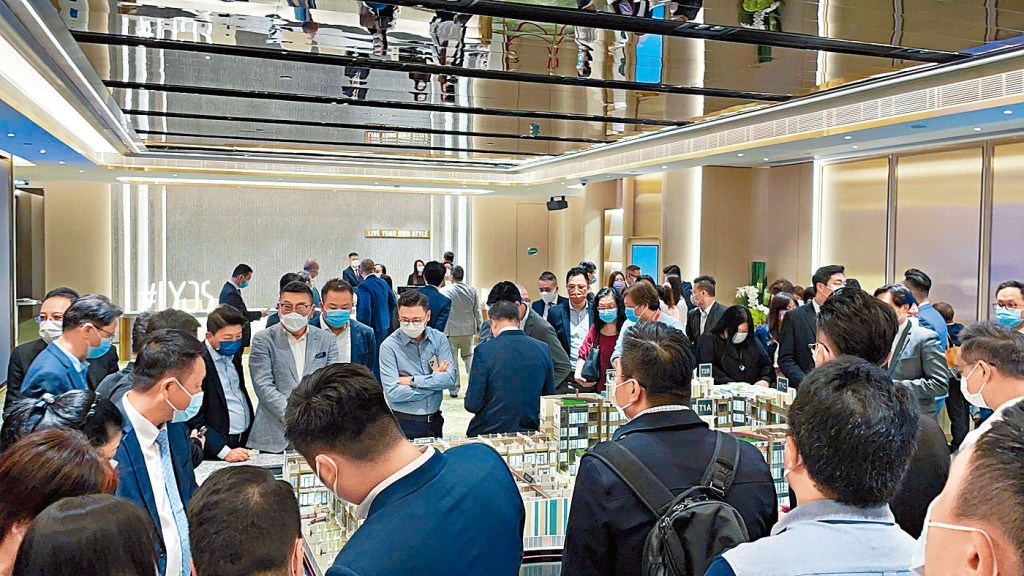 #LYOS今開價，定價參考新界及都會區的項目價格。