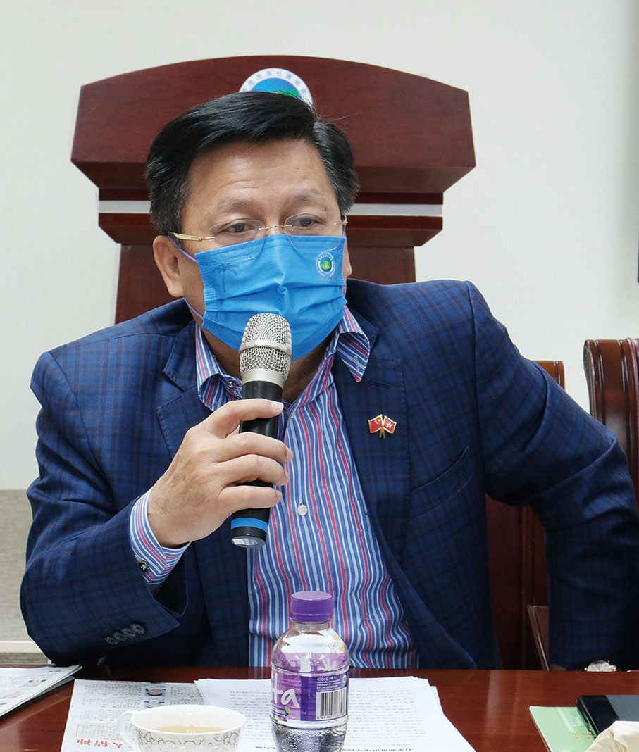 主席兼秘书长莫海涛表示，要领会二十大精神，读原文悟原理，深学细悟，掌握核心要义、精神实质和实践要求。