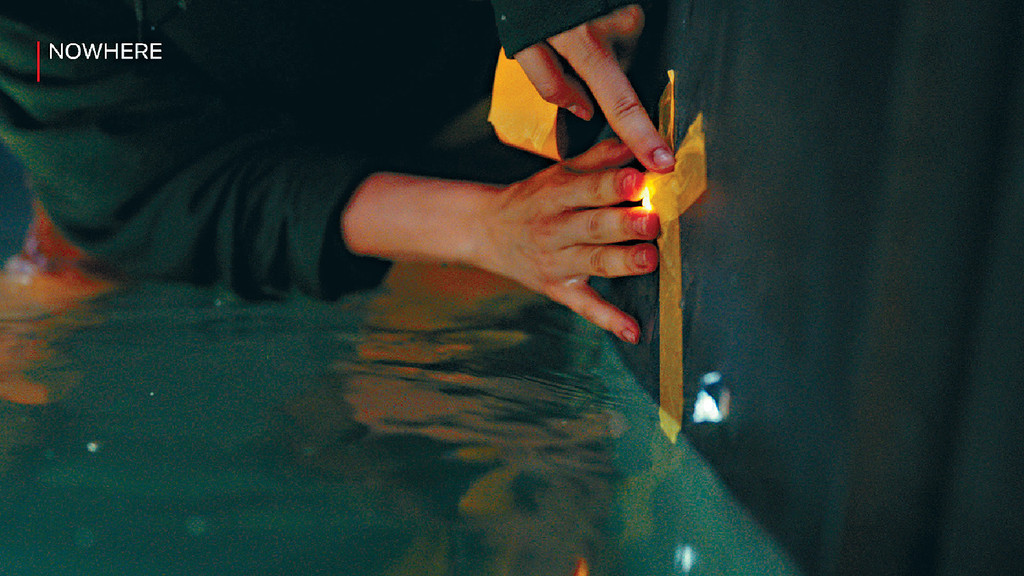 谂尽方法■唔想咁快入水，用胶纸遮住啲窿，顶住档先。