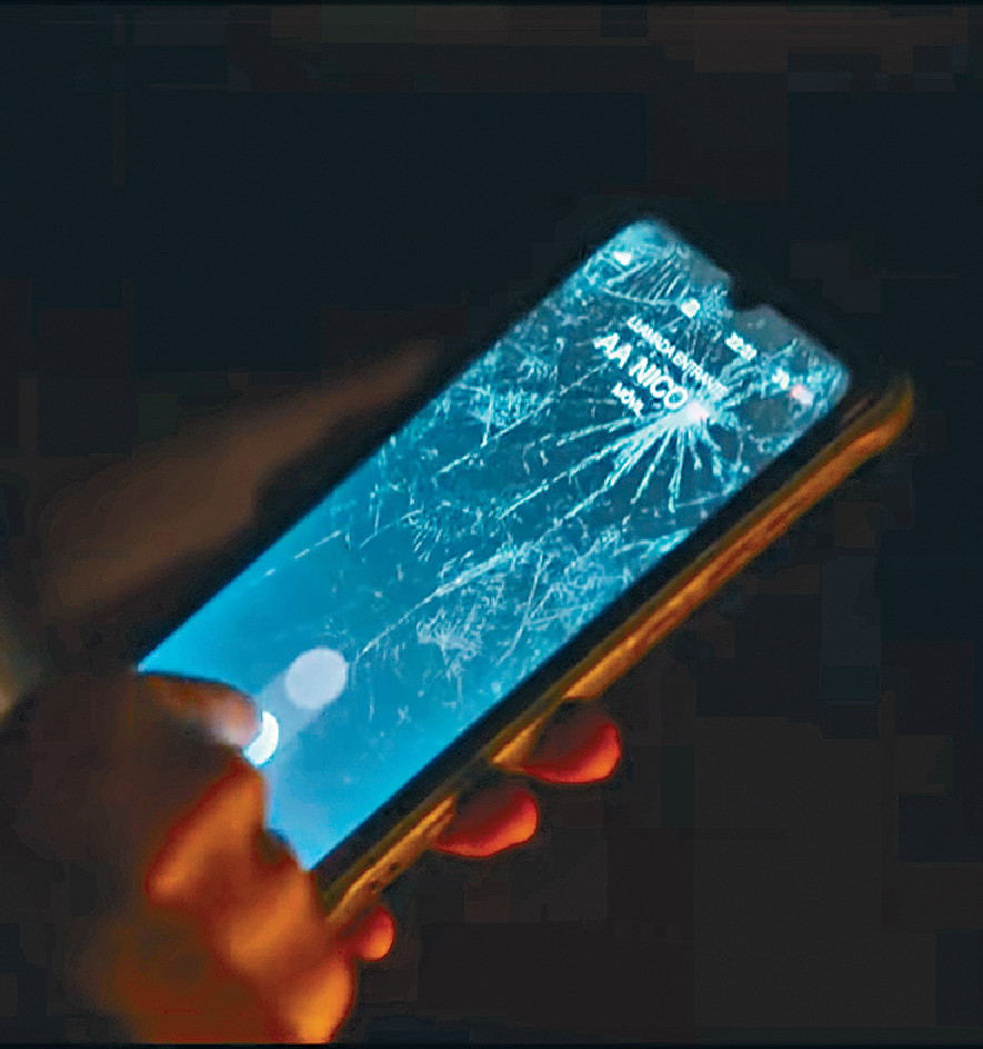 长命电池■最大反驳位，冇叉电成个星期都仲开到电话。