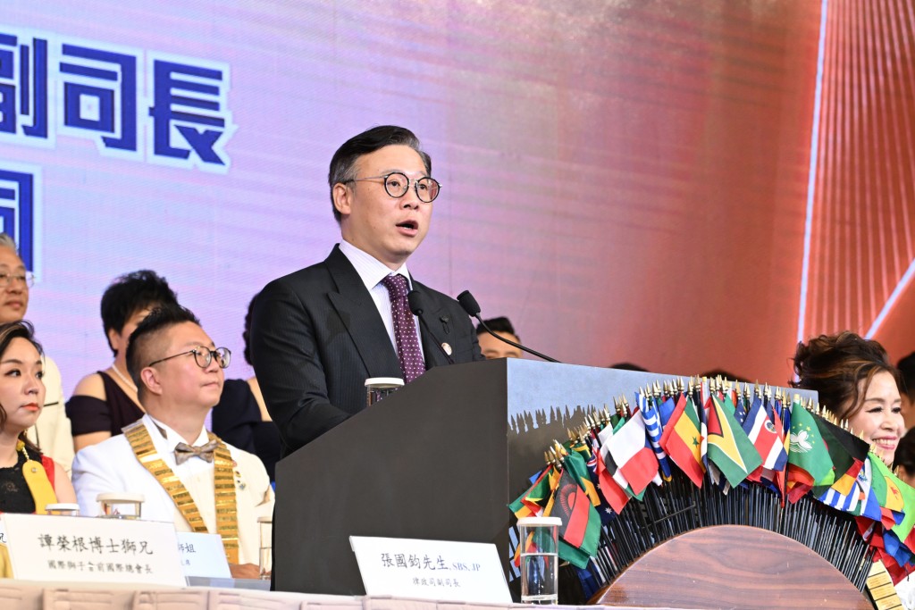 律政司副司長張國鈞律師, SBS, JP