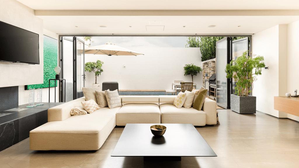 西貢偉景別墅 綠洲泳池居庭 時尚寬廳現代格調