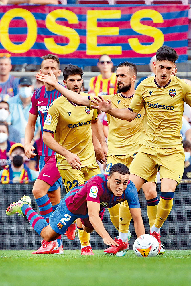 利云特(金色衫)近五仗输足四场,近况远逊床单军团。